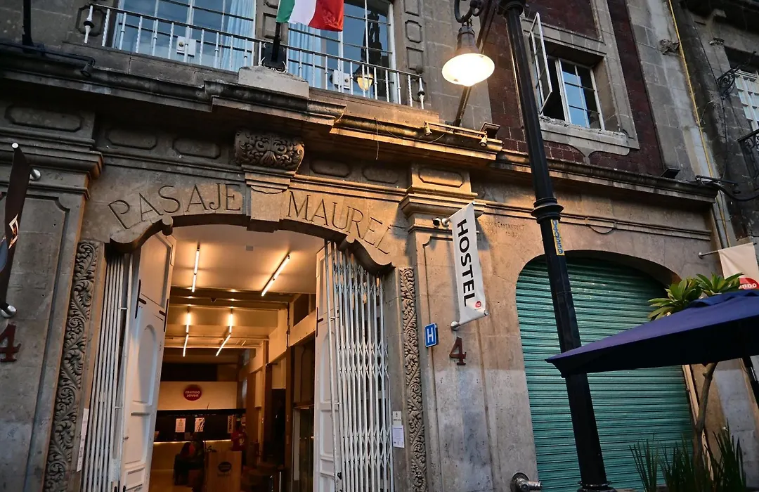 Hostel Mundo Joven Catedral-1